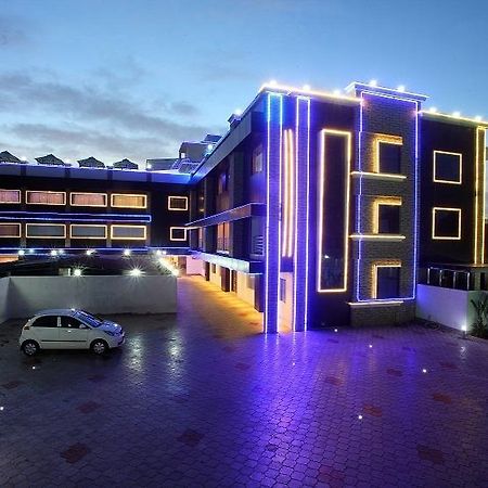 Hotel Sea Palace Kollam Εξωτερικό φωτογραφία