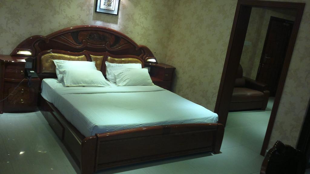 Hotel Sea Palace Kollam Δωμάτιο φωτογραφία